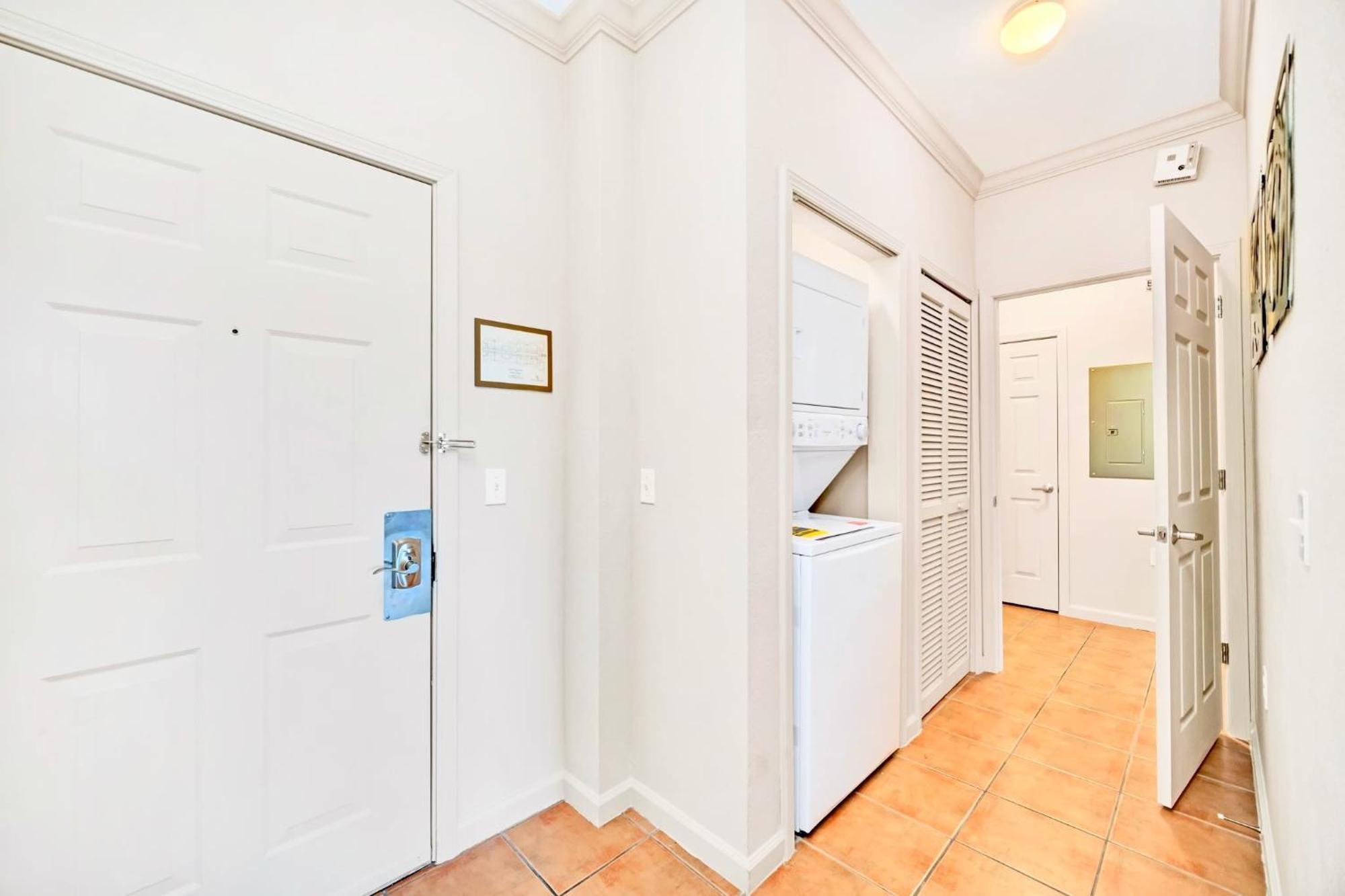 Bright 2Br Condo With Pool And Hot Tub - Near Disney! 奥兰多 外观 照片