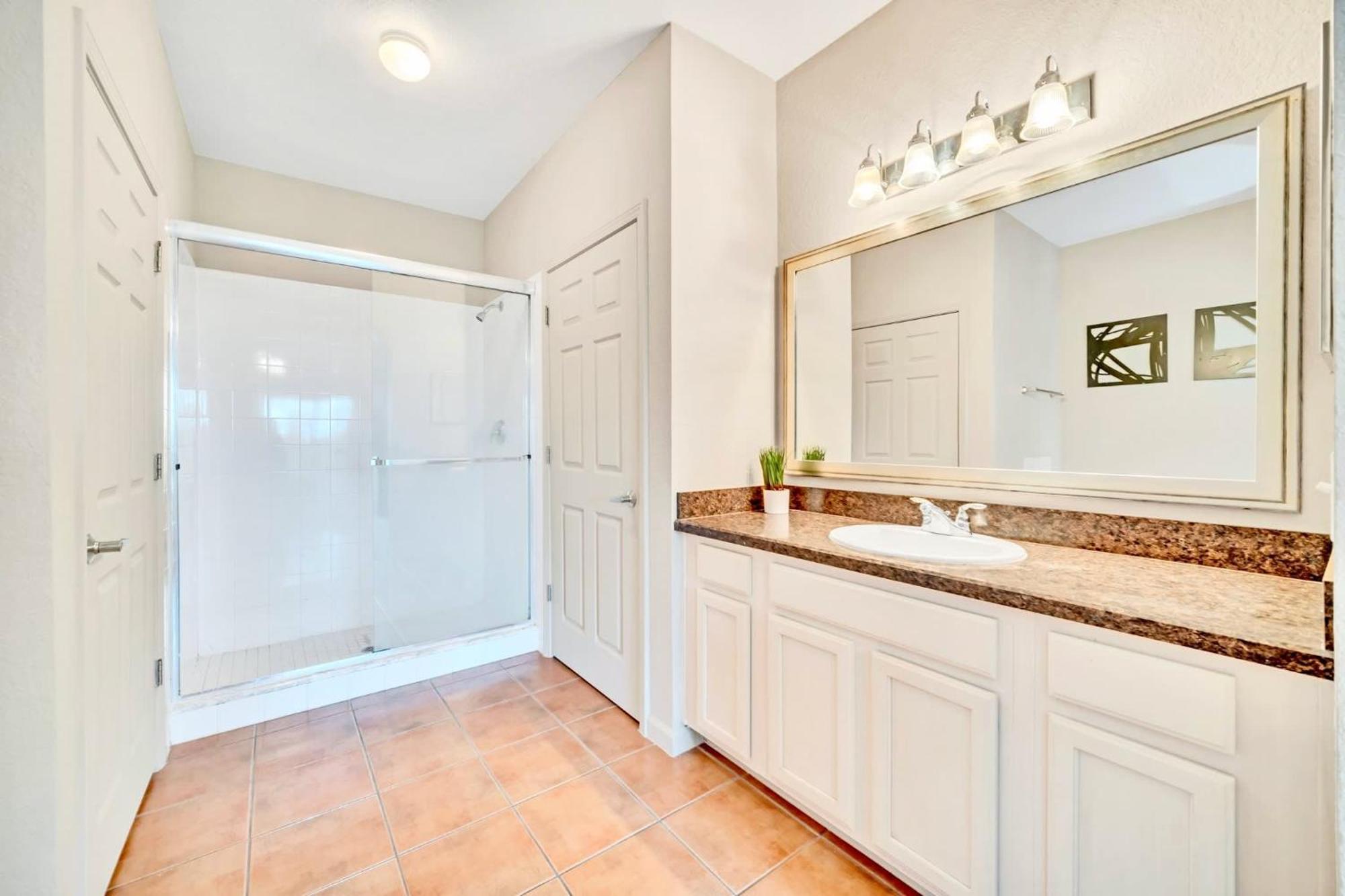Bright 2Br Condo With Pool And Hot Tub - Near Disney! 奥兰多 外观 照片