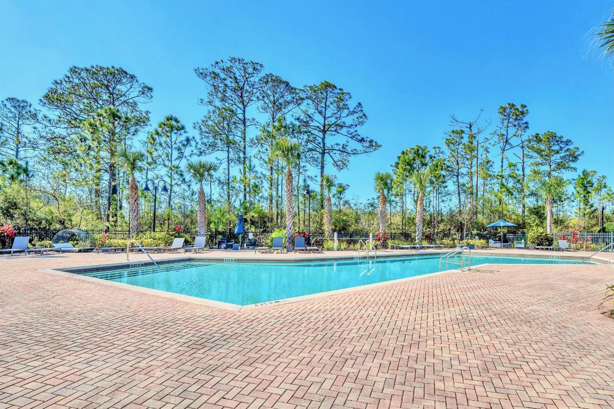 Bright 2Br Condo With Pool And Hot Tub - Near Disney! 奥兰多 外观 照片